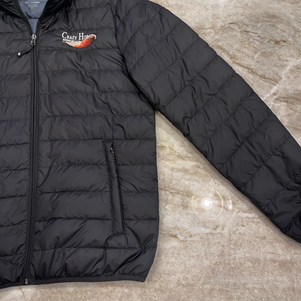 Crazy Horse Memorial Weatherproof "PillowPac" Puffer Jacket Black Men’s Small - Picture 3 of 13
